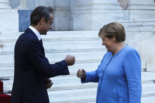 Πιστή στη γραμμή των ίσων αποστάσεων