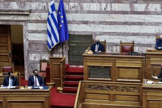 Μονίμως χωρίς απαντήσεις