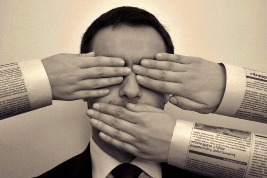 Βολές του δημάρχου Κερατσινίου κατά ΜΜΕ για το θάνατο του 46χρονου λιμενεργάτη