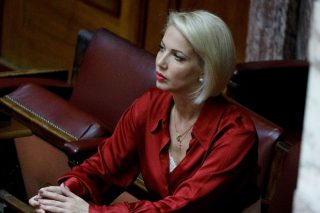 Κυρία Κεραμέως η Κατερίνα Μονογυιού έχει μια ιδέα για την κάλυψη των 110 κενών στις Κυκλάδες!