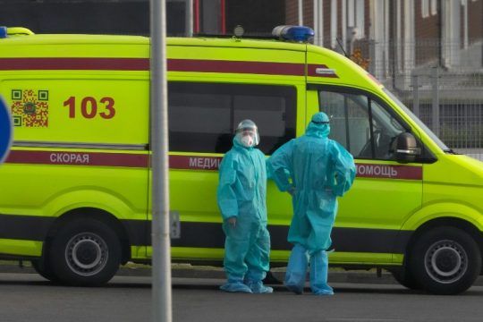 Lockdown στη Μόσχα – νέα ρεκόρ μολύνσεων και θανάτων στη Ρωσία