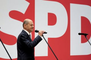 Σκληρό πόκερ για τη νέα κυβέρνηση στη Γερμανία