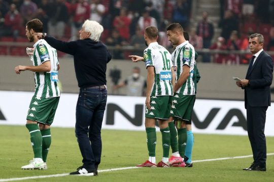 Να χτίσει σερί με… φόρα απ’ τον Πειραιά