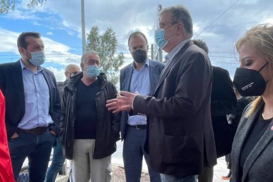 Ο ΣΥΡΙΖΑ «στριμώχνει» τον Πατούλη για τις πλημμύρες στον Φαληρικό Όρμο
