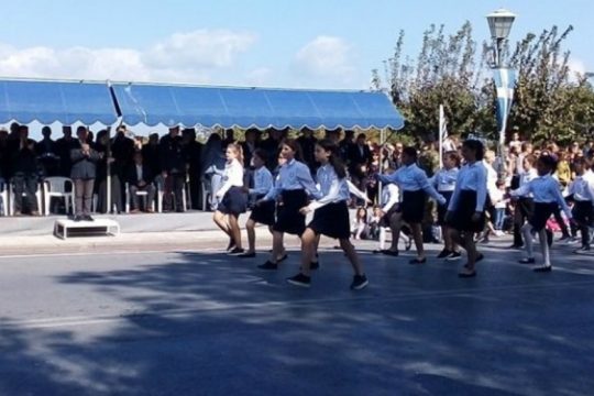 Ματαίωση παρελάσεων και στη Θεσσαλία