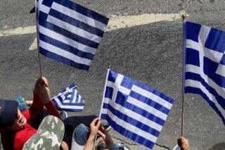 Οι παρελάσεις βλάπτουν σοβαρά την υγεία!