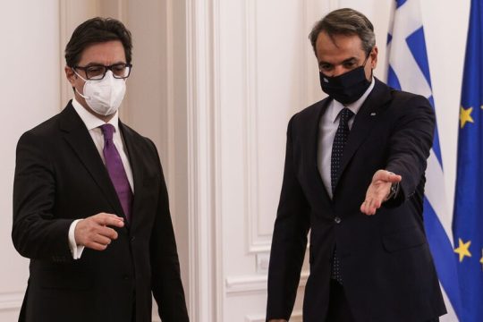 Με στήριξη Μητσοτάκη