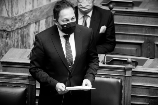 Λίστα Πέτσα: Στη Βουλή από τον Μάιο δικογραφία για Πέτσα και Σκυλακάκη