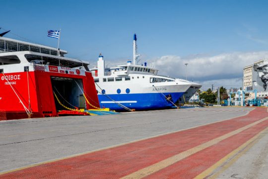 Αδιέξοδο ΠΝΟ – ακτοπλόων για νέες συμβάσεις
