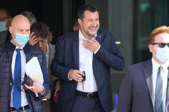 Αμετανόητος ο Σαλβίνι, στη δίκη του για τους 147 πρόσφυγες