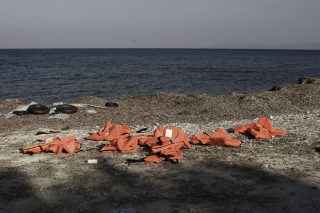 Κολπικός έλεγχος, κακομεταχείριση, εκφοβισμός σε Ολλανδούς μάρτυρες επαναπροώθησης στη Λέσβο
