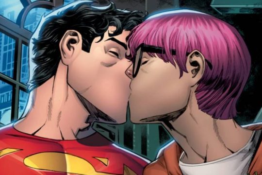 Ο νέος Superman θα είναι bisexual