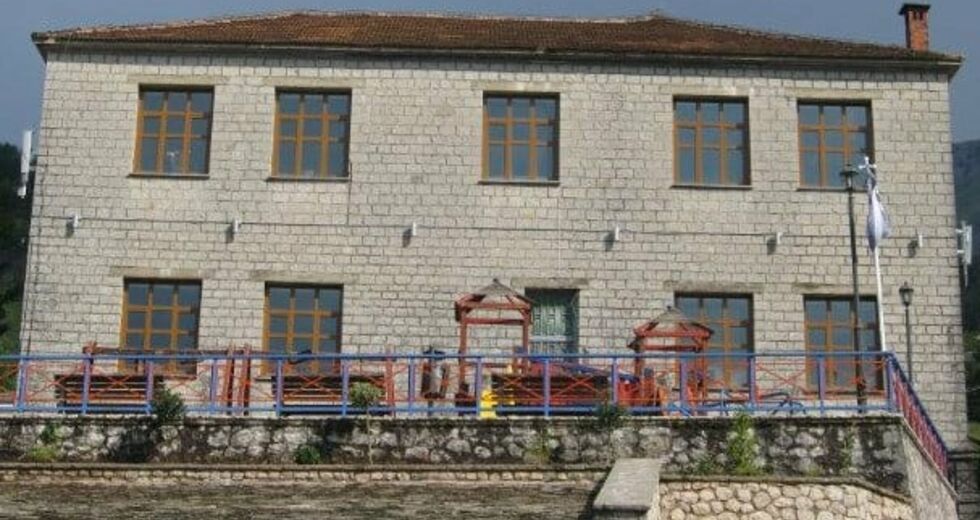 Υποβαθμίζουν το Δημοτικό Σχολείο στα Πράμαντα