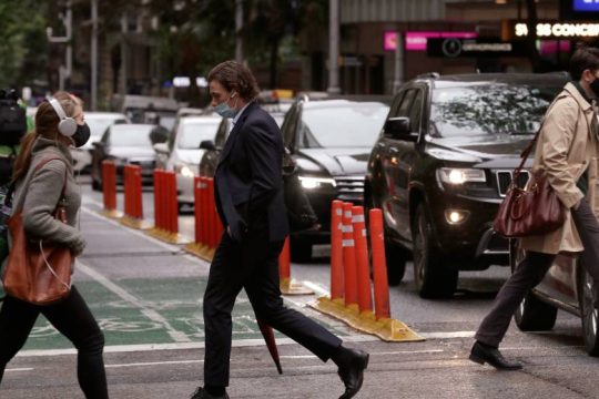 Περαιτέρω χαλάρωση μέτρων στη Μελβούρνη καθώς το ποσοστό εμβολιασμού πλησιάζει το 80%
