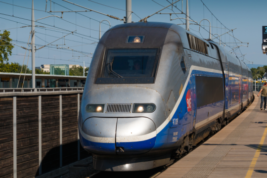 Γαλλία: Τρεις νεκροί και ένας τραυματίας, χτυπημένοι από τρένο