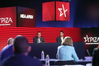 «Νέο κράτος», όπως «νέα εποχή» και «νέα αρχή»;