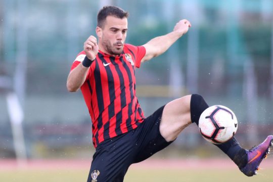 Νεκρός στο αυτοκίνητό του 30χρονος ποδοσφαιριστής