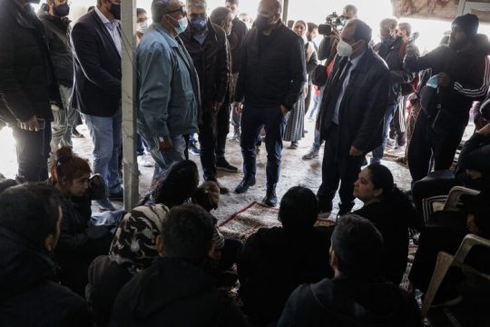 Ηξεραν ότι στο αυτοκίνητο είναι Αθίγγανοι και «γάζωσαν τον γιο μας, όχι τις ρόδες»