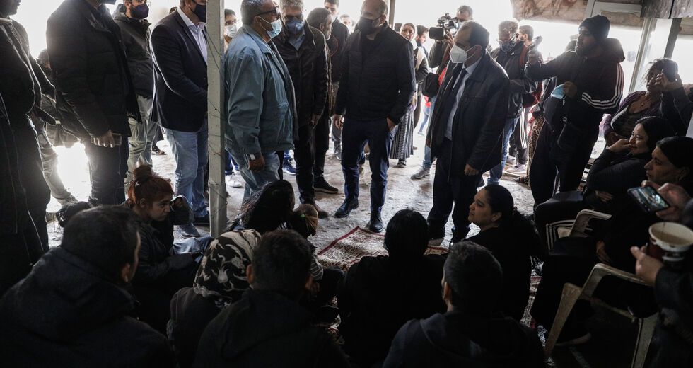 Ηξεραν ότι στο αυτοκίνητο είναι Αθίγγανοι και «γάζωσαν τον γιο μας, όχι τις ρόδες»