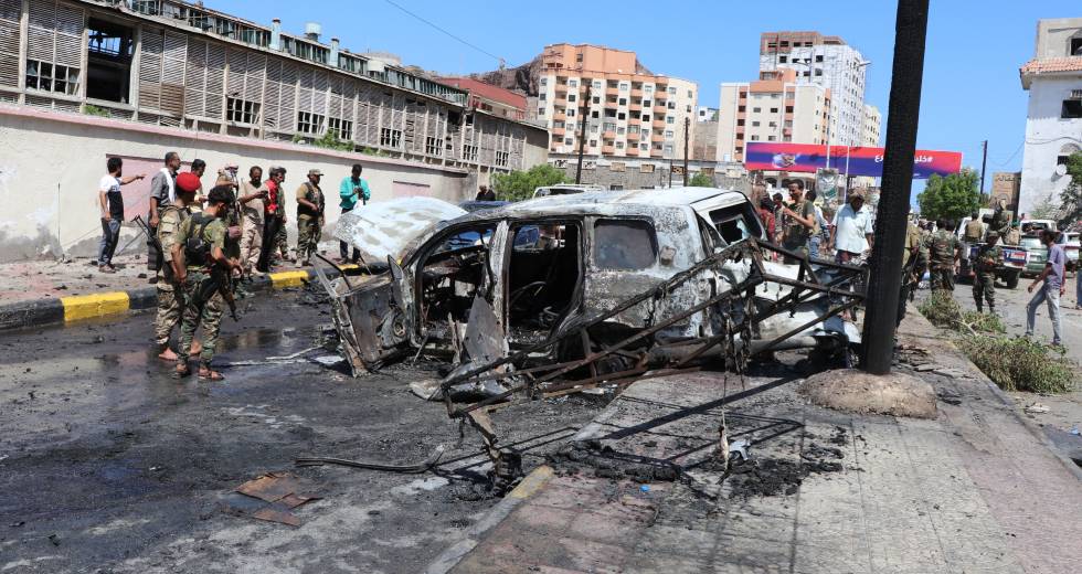 Υεμένη: Επίθεση σε κυβερνητική αυτοκινητοπομπή