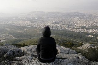 Ενα κορίτσι στον Υμηττό