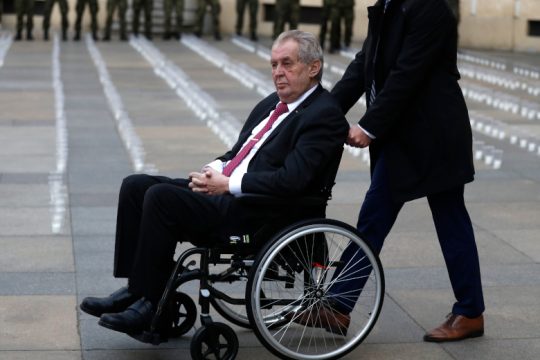 Τσεχία: Στο νοσοκομείο ο πρόεδρος Ζέμαν, μία ημέρα μετά την ανατροπή στις εκλογές