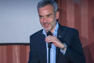 Καταγγέλλουν τον Κ. Ζέρβα για «ξέπλυμα των φασιστών» και υπονόμευση των επετειακών εκδηλώσεων