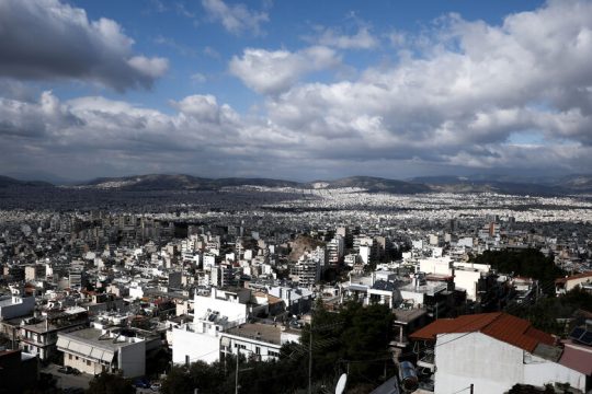 Οι τιμές των ακινήτων τραβούν την «ανηφόρα»