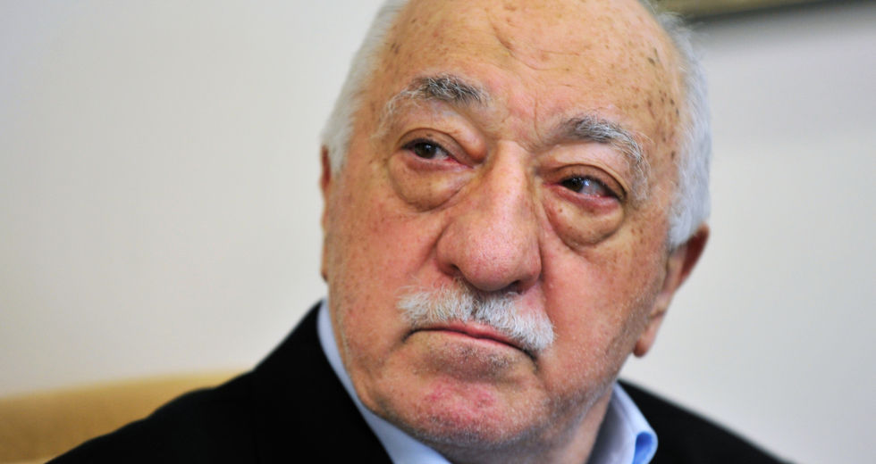 Έντονη φημολογία ότι ο αντίπαλος του Ερντογάν, Φετουλάχ Γκιουλέν, δηλητηριάστηκε
