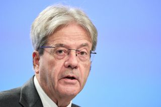 «Να μειώσουμε το χρέος χωρίς να σκοτώσουμε την ανάπτυξη»