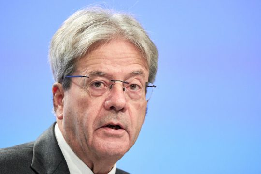 «Να μειώσουμε το χρέος χωρίς να σκοτώσουμε την ανάπτυξη»