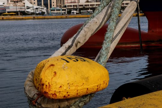 Ελυσαν κάβους στην ακτοπλοΐα
