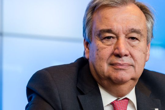 Παζάρεμα Γκουτέρες με τον Τσαβούσογλου