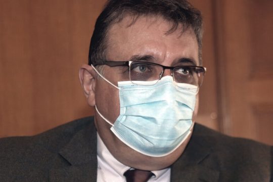 Οργή για Εξαδάκτυλο