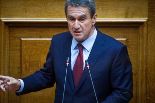 Προεκλογικό σόου Λοβέρδου με ατζέντα «νόμος και τάξη»