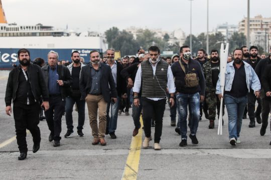 Στο συλλαλητήριο της Αθήνας οι αγρότες και οι κτηνοτρόφοι της Κρήτης