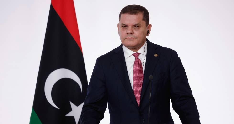 Θολώνει τα νερά για την υποψηφιότητα του στις εκλογές ο πρωθυπουργός της Λιβύης