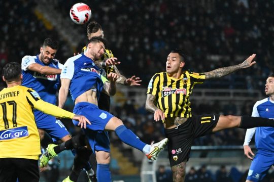 «Διά πυρός και σιδήρου» επέστρεψε στις νίκες η ΑΕΚ