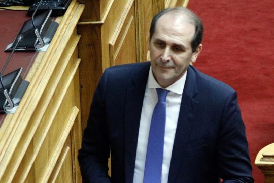 Ο υφυπουργός και οι συνταξιούχοι