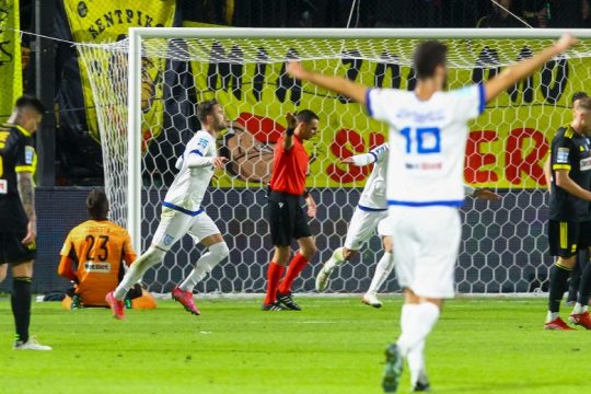 «Πεντάστερος» ο ΠΑΣ μέσα στην έδρα του Άρη