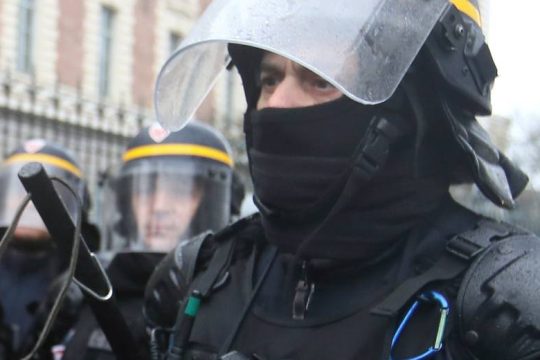 Λεηλασίες σε κινητοποιήσεις κατά του υποχρεωτικού εμβολιασμού στη Μαρτινίκα