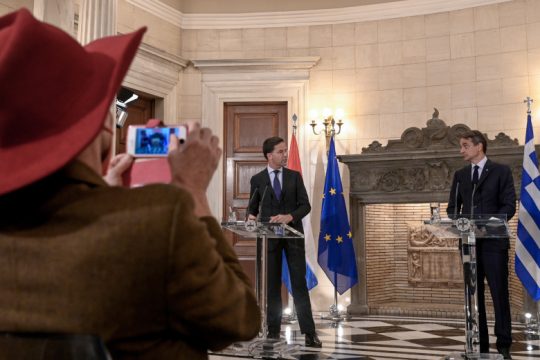 Ίνγκεμποργκ Μπέγκελ στην «Εφ.Συν.»: Όποιος δεν φιμώνεται, τότε δέχεται προσβολές και επίθεση