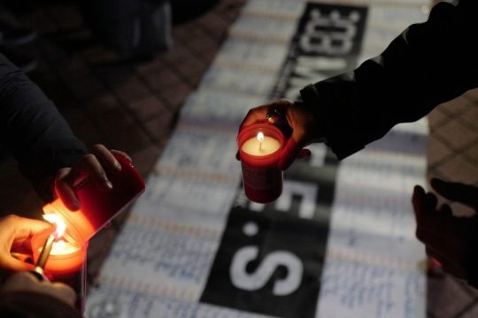 Με αστυνομικά μέτρα προσπαθούν Γαλλία και Βρετανία να προλάβουν τα ναυάγια στη Μάγχη