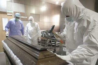 Γέμισαν οι νεκροθάλαμοι της Θεσσαλονίκης από θύματα Covid
