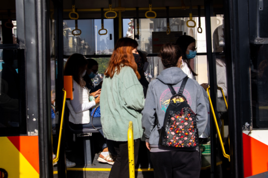 Πολλαπλά επιστημονικά καμπανάκια ενόψει Χριστουγέννων