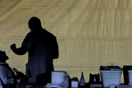 Covid-19: Αυστηροποίηση των μέτρων ετοιμάζουν στην Κύπρο