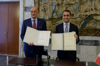 Συνάντηση με φόντο την κρίση στη Λιβύη