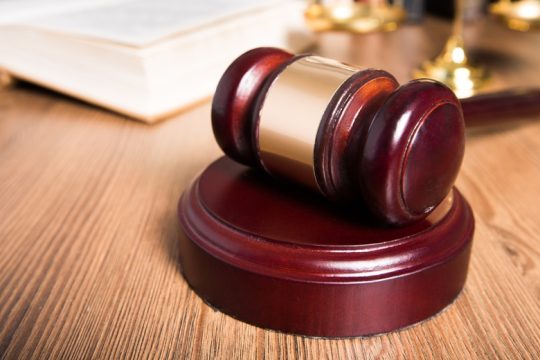 Ιράκ: Μητέρα μηνύει άνδρα για το γάμο με την ανήλικη κόρη της