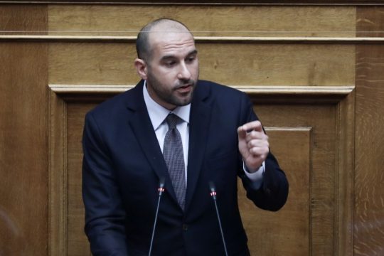 «Να μας πει η κυβέρνηση πόσοι πέθαναν χθες εκτός ΜΕΘ»
