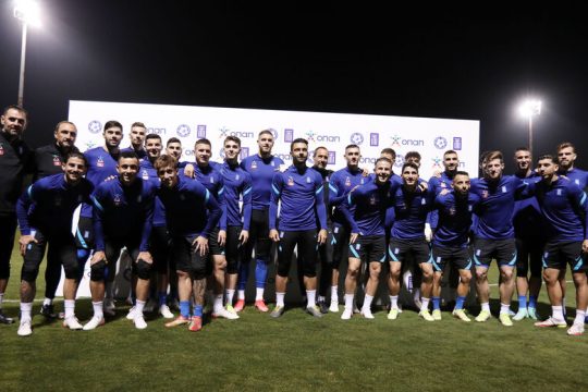 Εθνική μάζωξη χωρίς Μπακασέτα